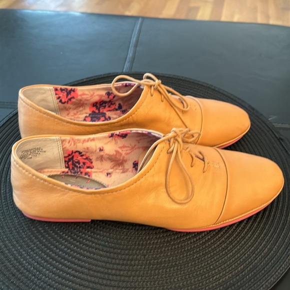 RACHEL Rachel Roy leather oxfords - Size 10 - Picture 2 of 6